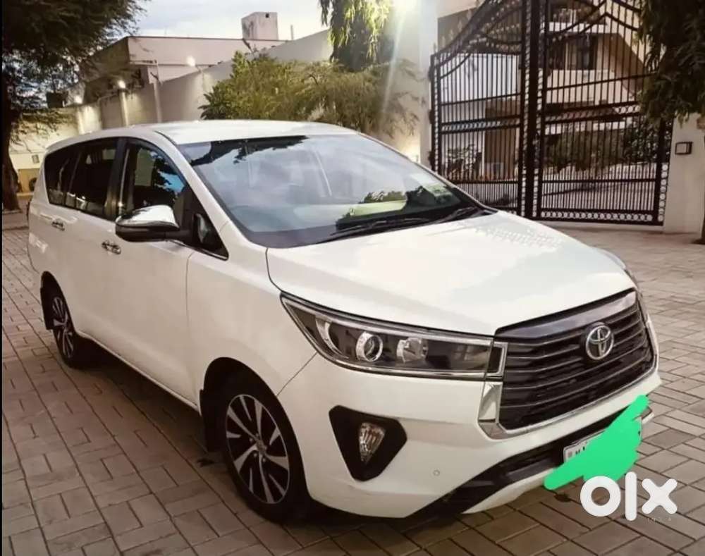 Toyota Innova Crysta 2.4 Z Automatic