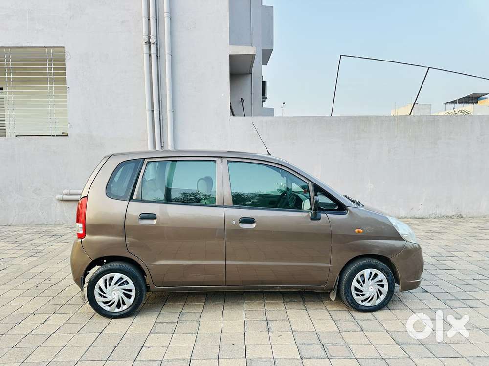 Maruti Suzuki Zen Estilo Lxi Bs Iv, 2010, Petrol