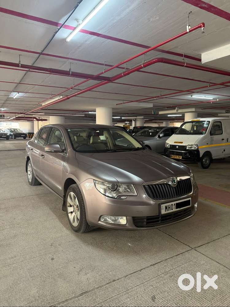 Skoda Superb Elegance 1.8 Tsi Mt