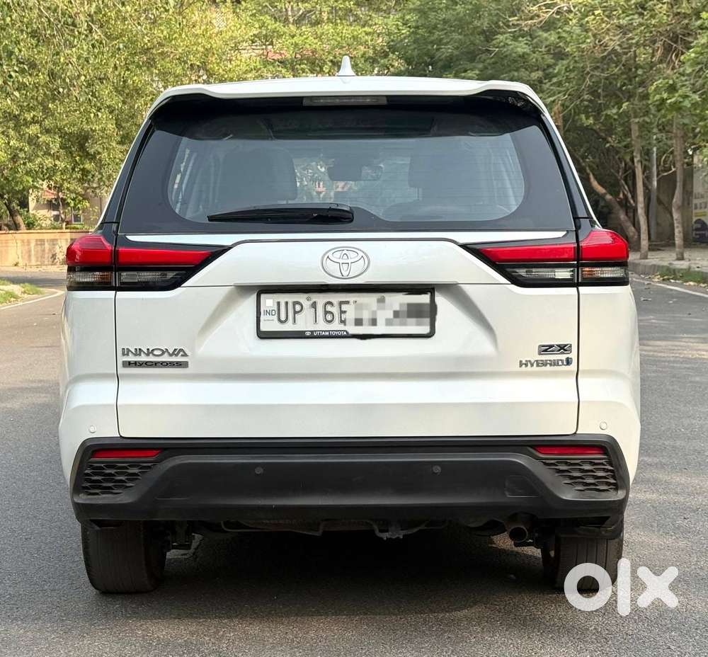 Toyota Innova Hycross 2.0 Zx (o) Hybrid 7 Str, 2025, Cng & Hybrids