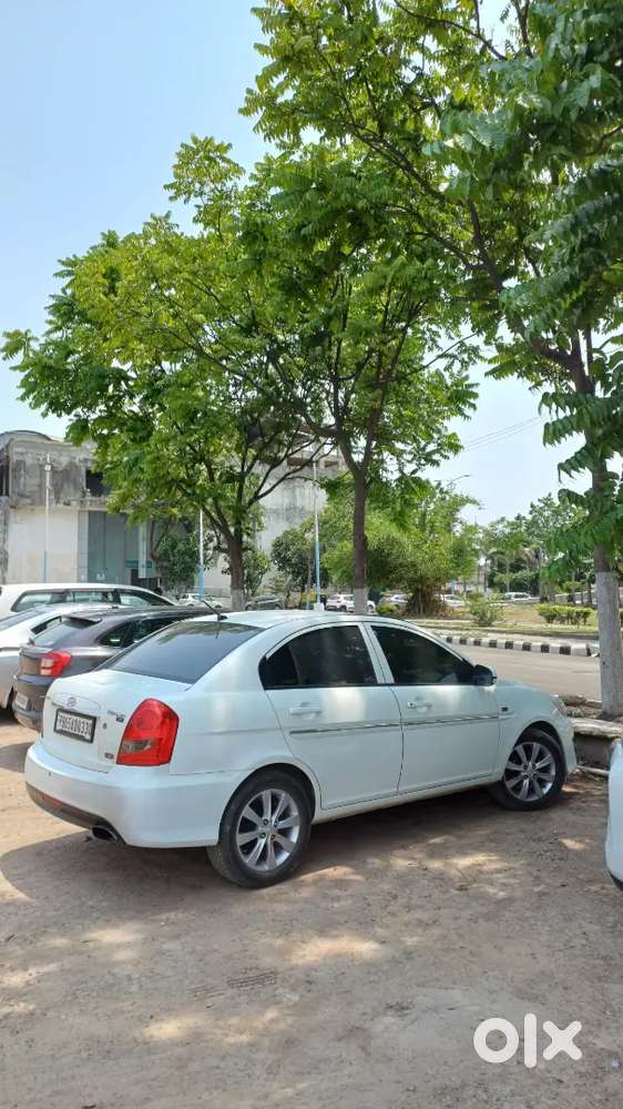 Hyundai Verna 2011 Diesel Well Maintained