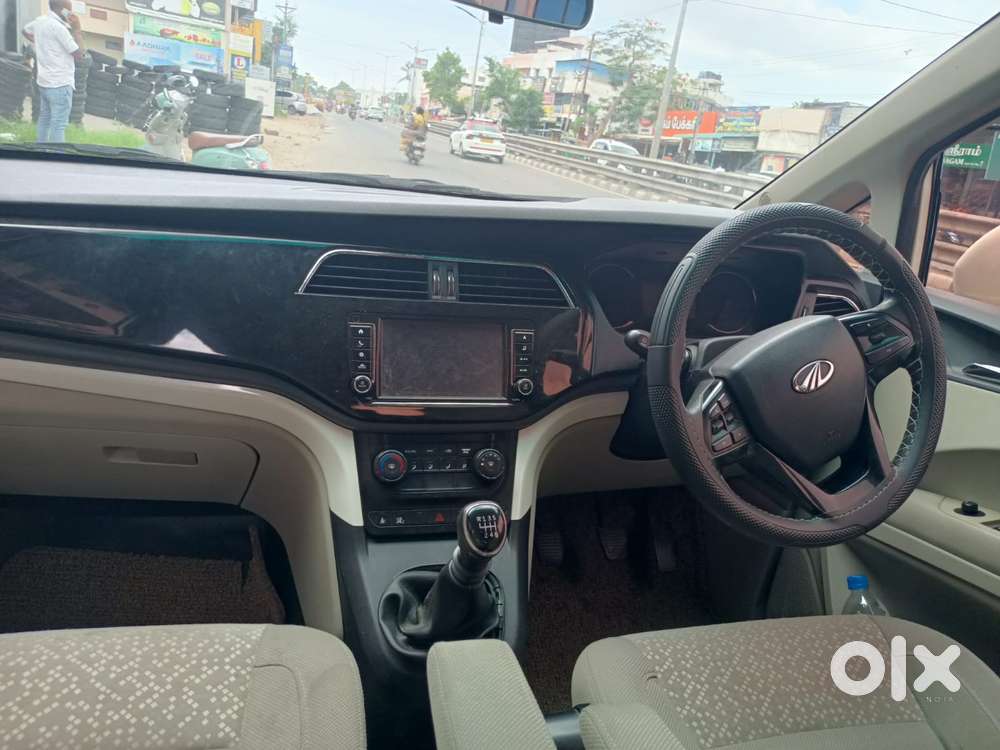 Mahindra Marazzo M6 8str, 2019, Diesel