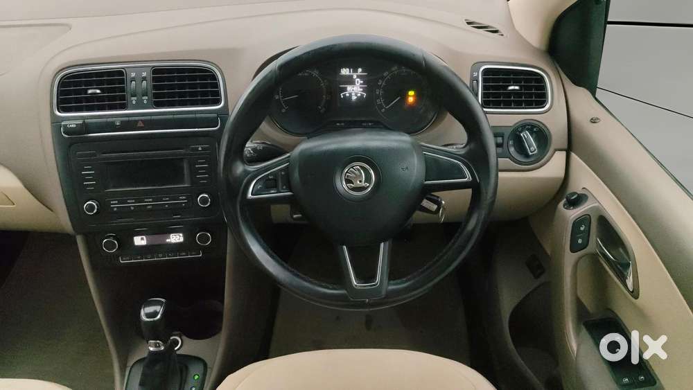 Skoda Rapid 2013-2016 1.6 Mpi At Elegance, 2014, Petrol