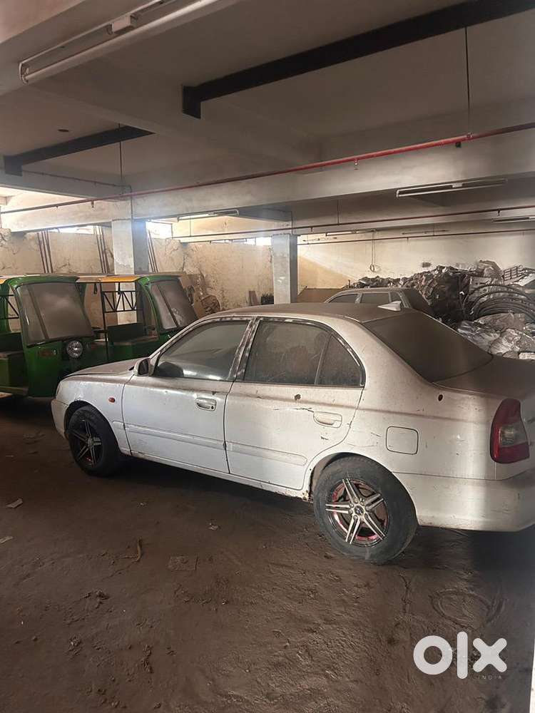 Hyundai Accent Petrol 2010