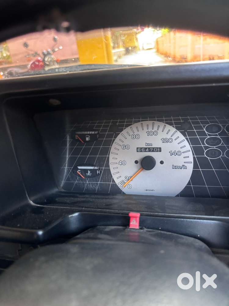 Maruti Suzuki 800 2004 Petrol Well Maintained