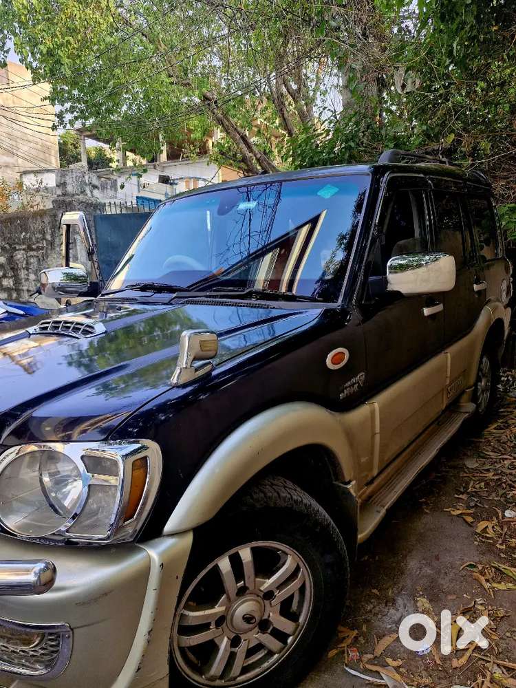 Mahindra Scorpio 2013