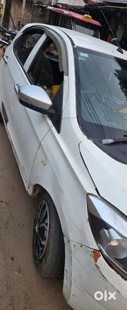 Tata Tiago 2017