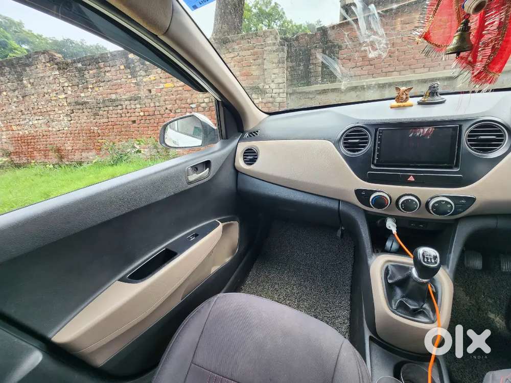 Hyundai Grand I10 Sportz 2015