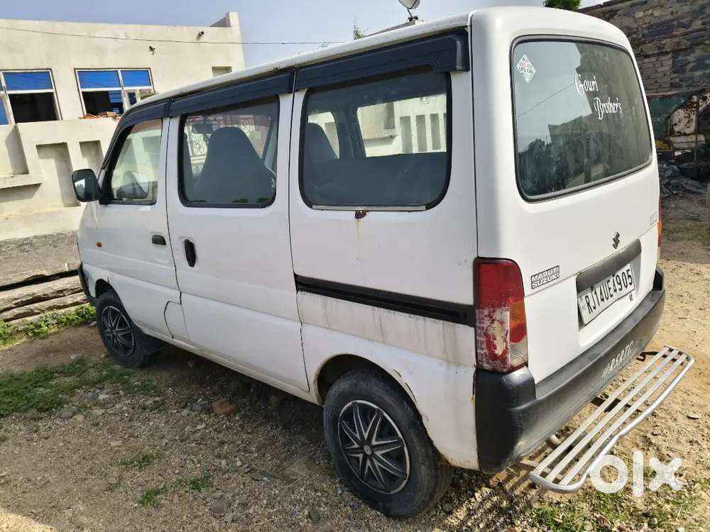 Maruti Suzuki Eeco Smiles 2016