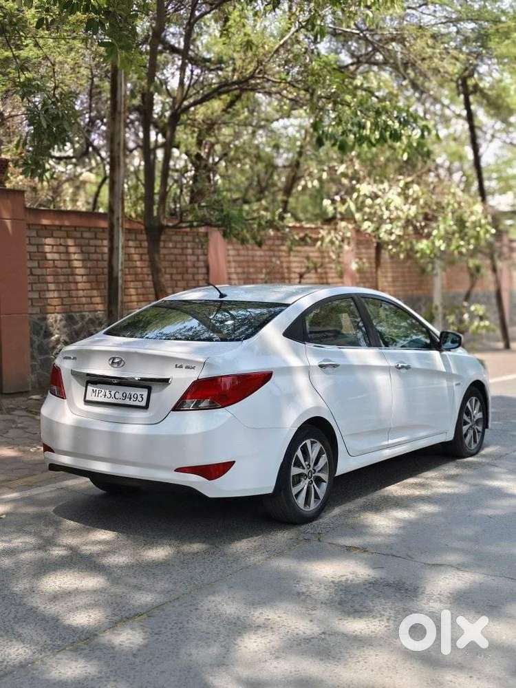 Hyundai Verna Fluidic 1.6 Crdi Sx Opt, 2015, Diesel
