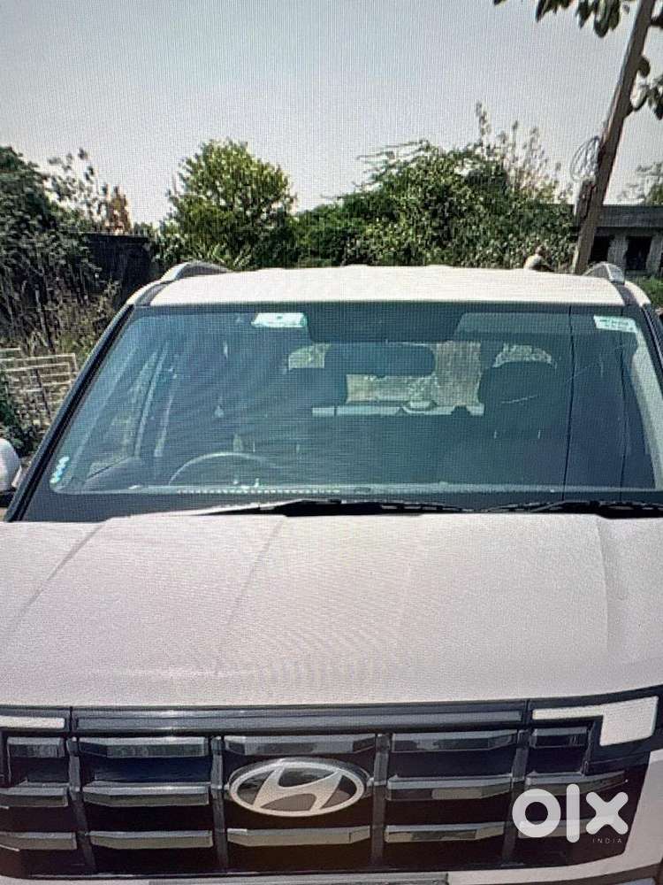 Hyundai Creta 2024 Diesel Well Maintained