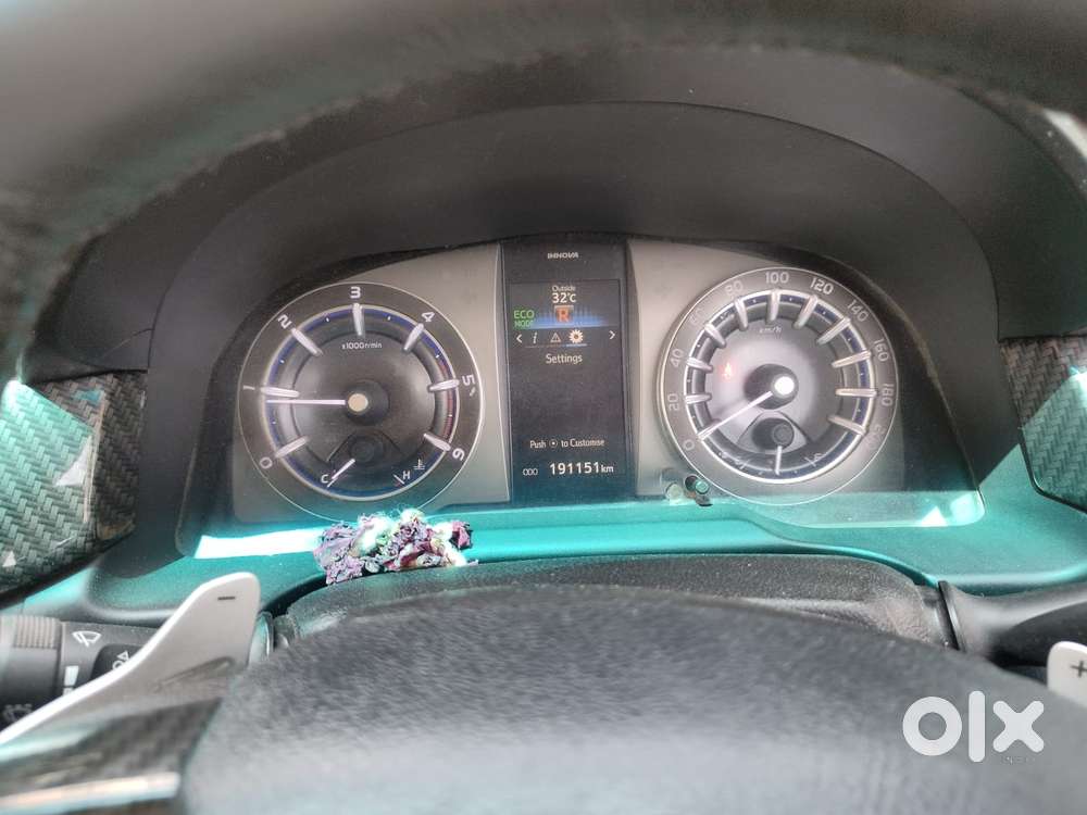 Toyota Innova Crysta 2.8z Automatic, 2017, Diesel