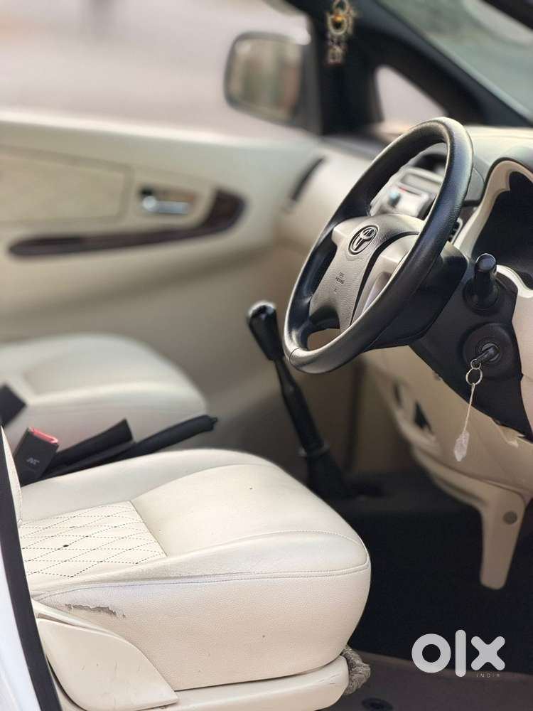 Toyota Innova 2.5 G (diesel) 7 Seater, 2015, Diesel