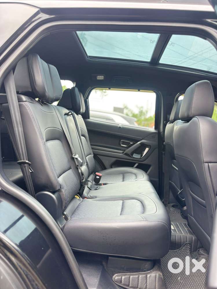 Tata Safari Accomplished Plus Dark Edition, 2024, Diesel