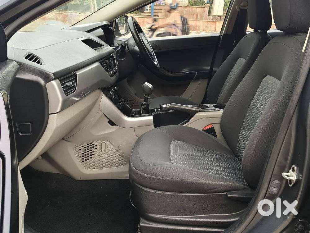 Tata Nexon 1.5 Revotorq Xm (s), 2018, Diesel