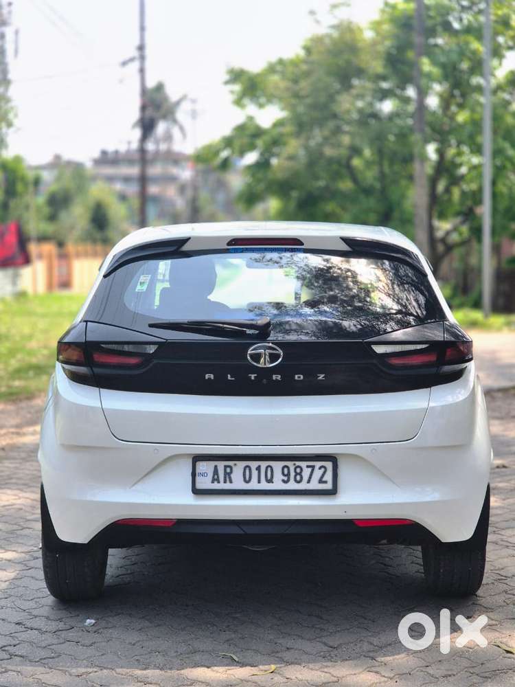 Tata Altroz Xz, 2023, Petrol