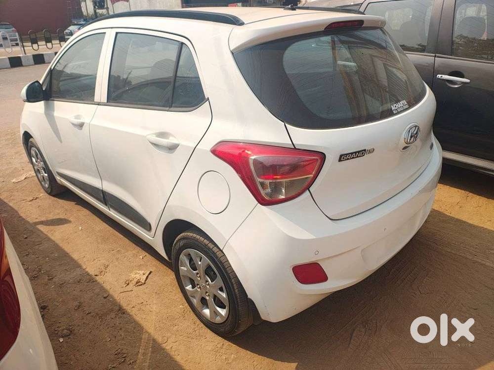 Hyundai Grand I10 1.1 Crdi Sportz, 2015