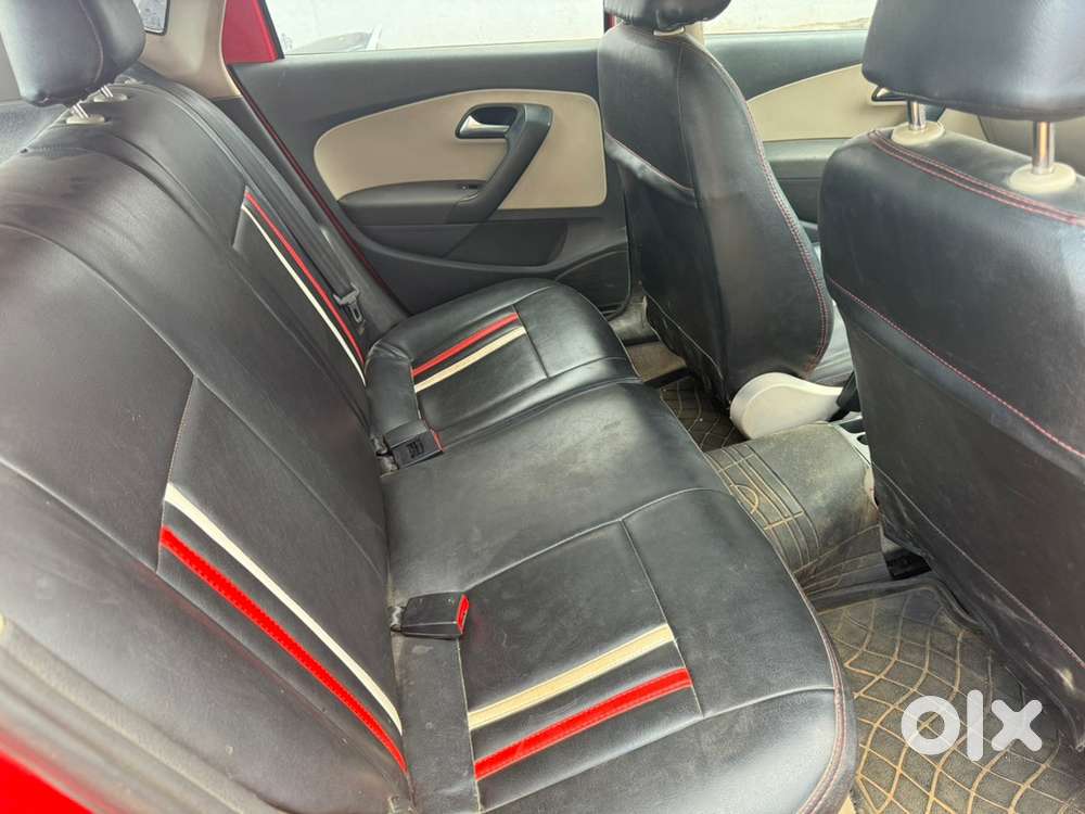 Volkswagen Polo Petrol Manual 2010