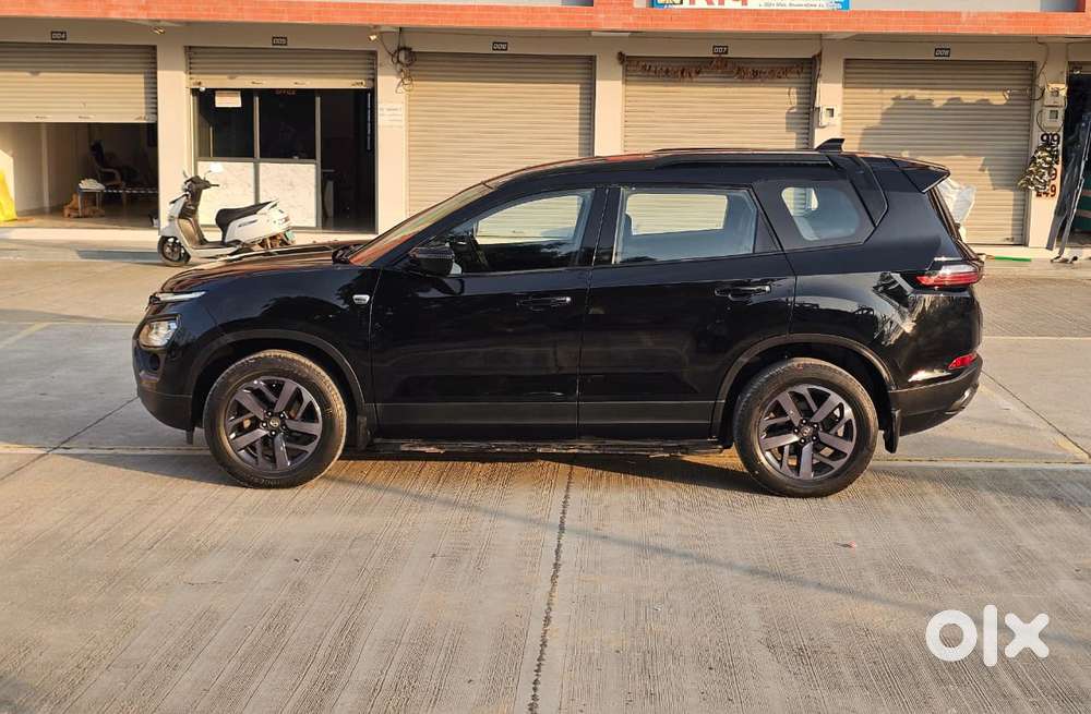 Tata Safari 2.0 Xz Plus 6 S Dark Edition, 2023, Diesel