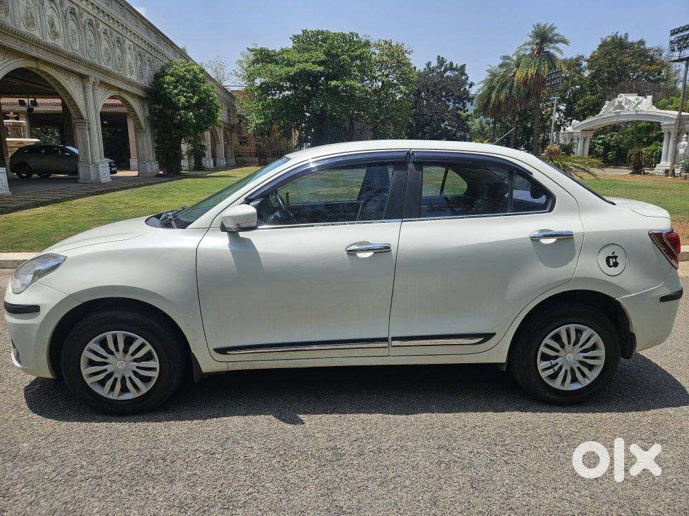 Maruti Suzuki Swift Dzire Vxi Optional, 2021, Petrol