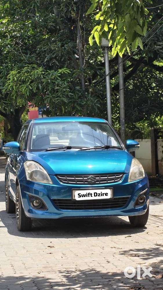 Maruti Suzuki Swift Dzire 1.2 Vxi Bsiv, 2014, Petrol