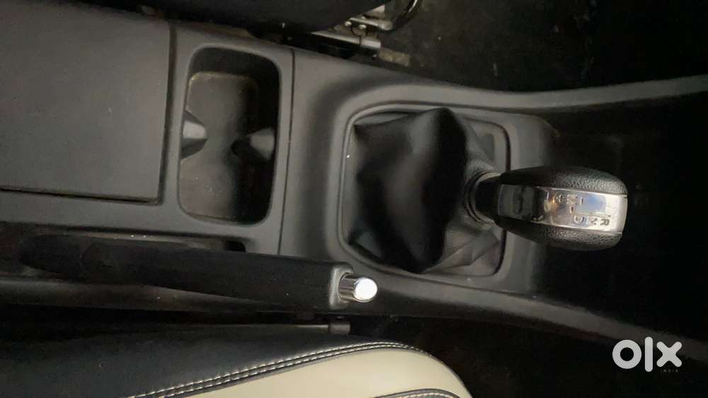 Renault Triber Rxz Easy-r Amt, 2021, Petrol