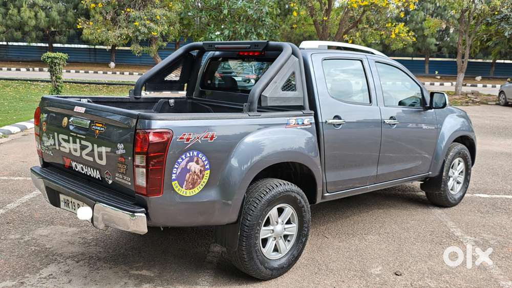 Isuzu V-cross Z 4x4 Mt, 2018, Petrol