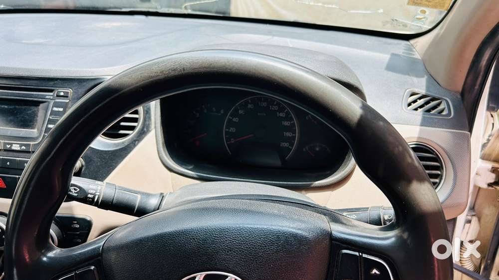 Hyundai Grand I10 2015 Diesel 280000 Km Driven