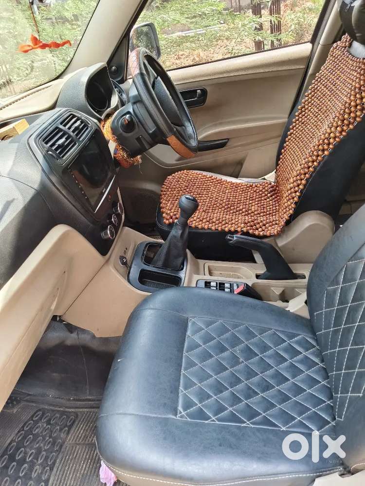 Mahindra Tuv 300 150000 Km Driven