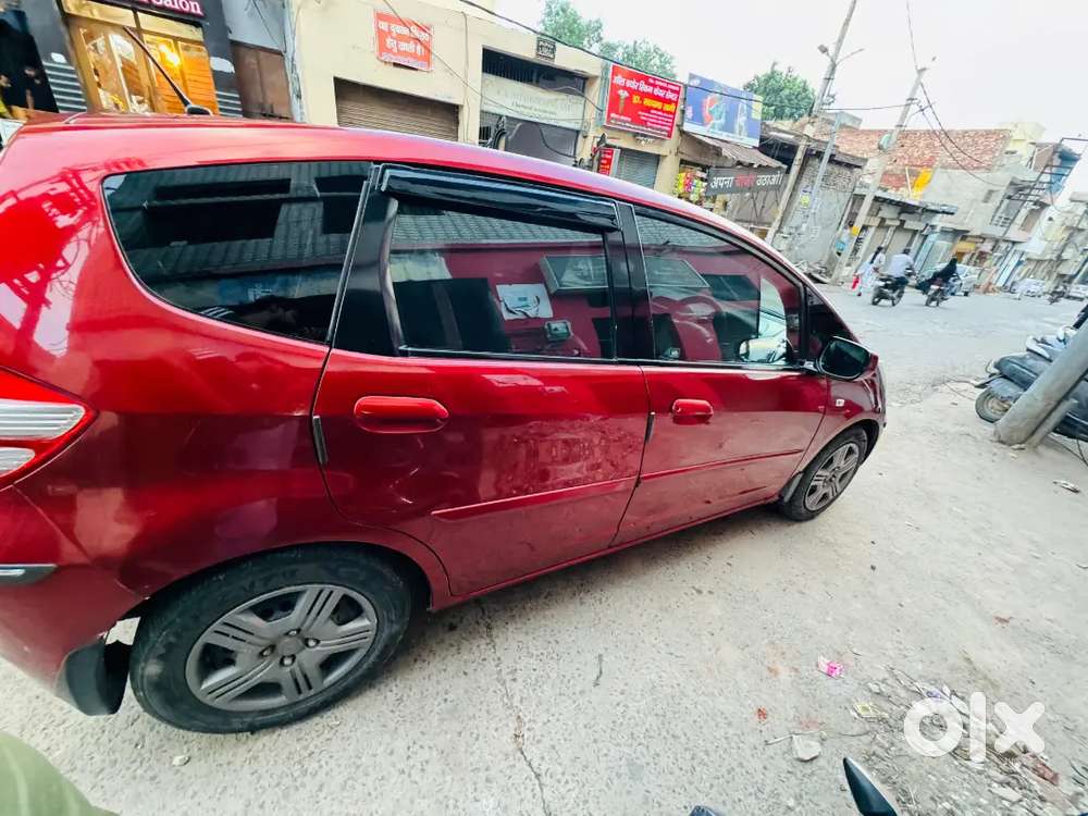 New Condition Honda Jazz 2010 Petrol 65000 Km Driven Lady Use Car