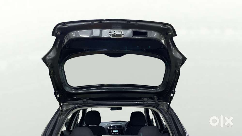 Tata Tiago 1.2 Revotron Xta, 2024, Petrol