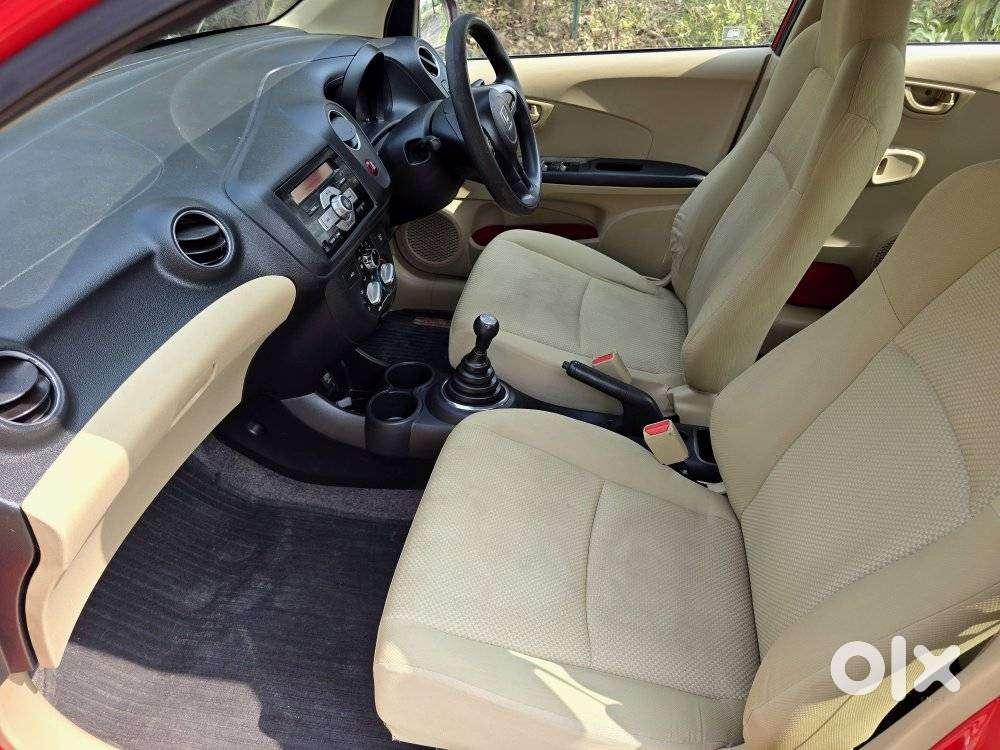 Honda Brio, 2015, Petrol