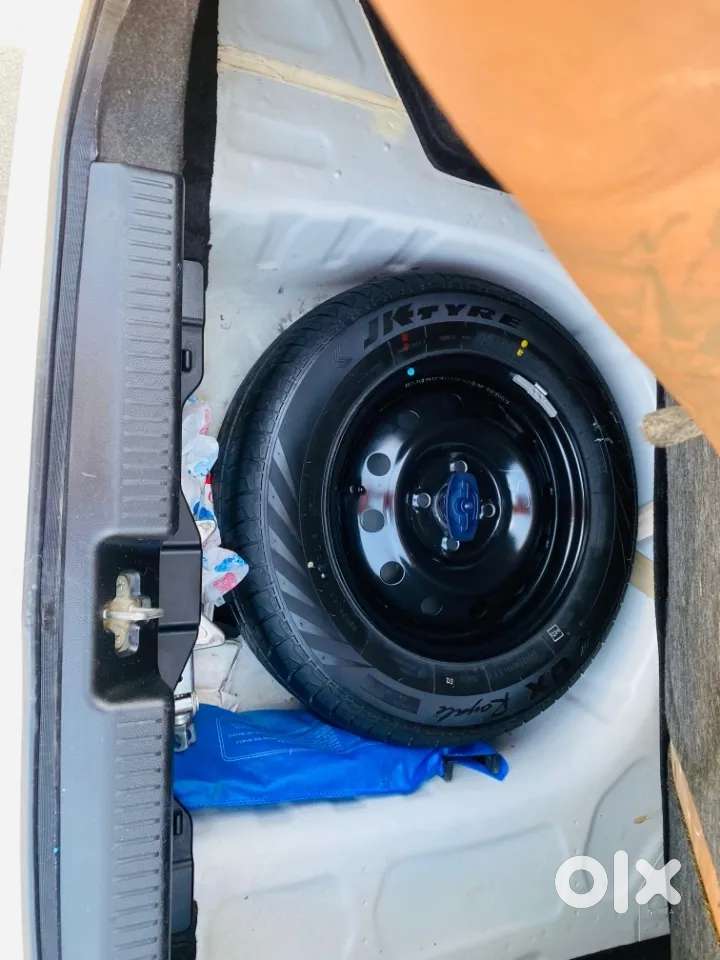 Maruti Suzuki Dzire 1.2 Vxi, 2023, Petrol
