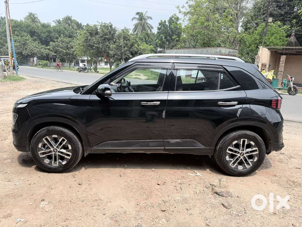 Hyundai Venue Sx (o) Mt 1.5 Diesel, 2024, Diesel
