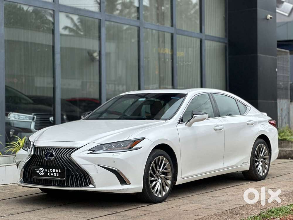 Lexus Es 300h Luxury, 2021, Cng & Hybrids