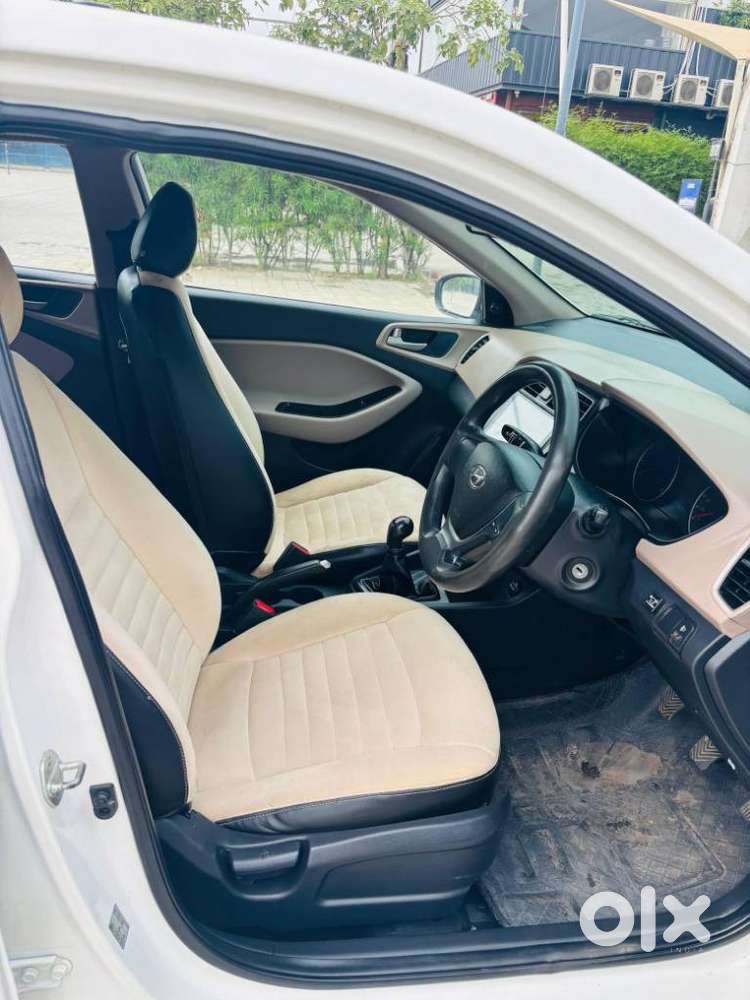 Hyundai I20 Era, 2018, Cng & Hybrids