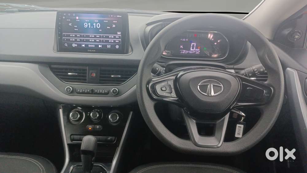 Tata Nexon 1.5 Revotorq Xma Amt (s), 2021, Petrol