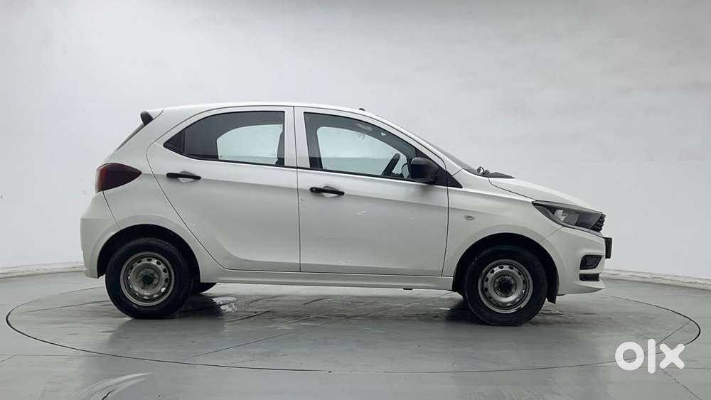 Tata Tiago Xe, 2024, Petrol