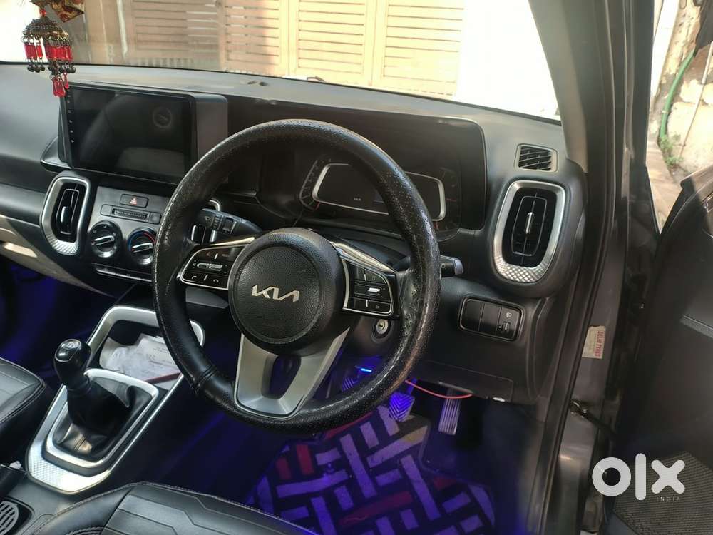 Kia Sonet Petrol 2021
