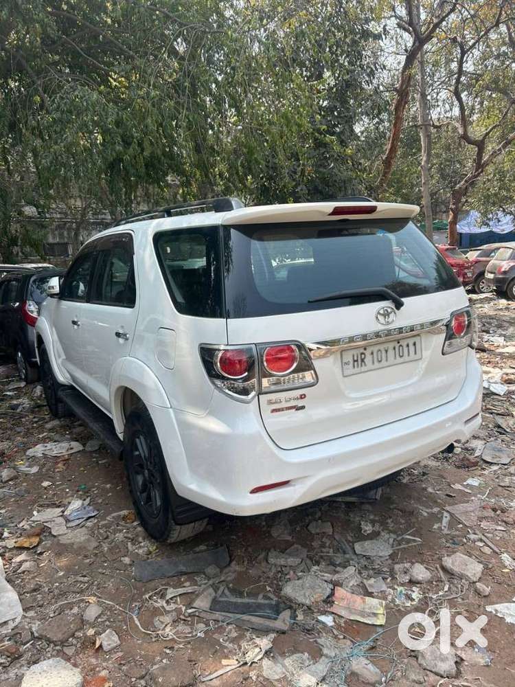 Toyota Fortuner 3.0 4x4 Manual, 2015, Diesel