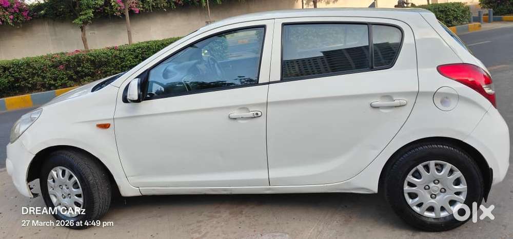 Hyundai I20 2012-2014 Magna Optional 1.2, 2012, Cng & Hybrids