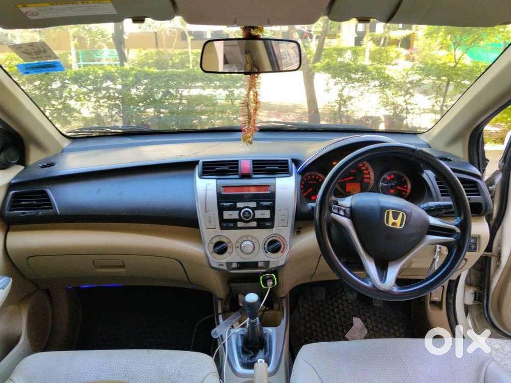 Honda City 2011-2013 V At Exclusive, 2011, Petrol