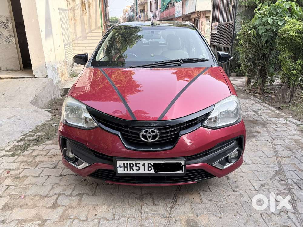Toyota Etios Liva 1.2 Vx Dual Tone, 2019, Petrol