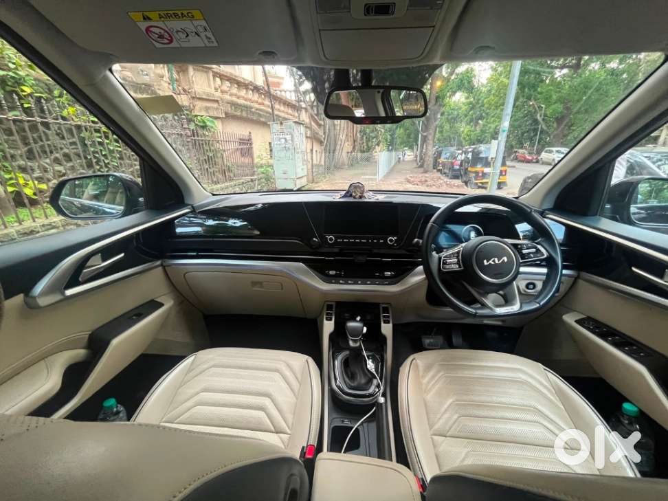 Kia Carens 1.5 Luxury Plus Turbo Dct 7 Str, 2024, Petrol