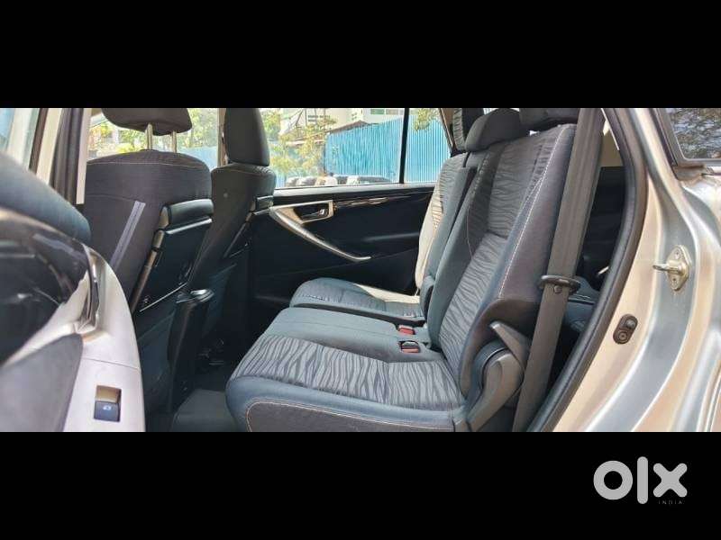 Toyota Innova Crysta