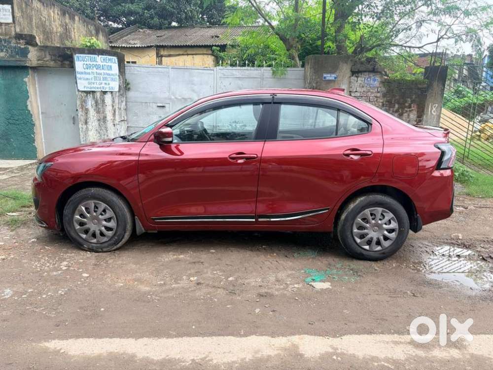 Maruti Suzuki Dzire 1.2 Vxi, 2025, Petrol