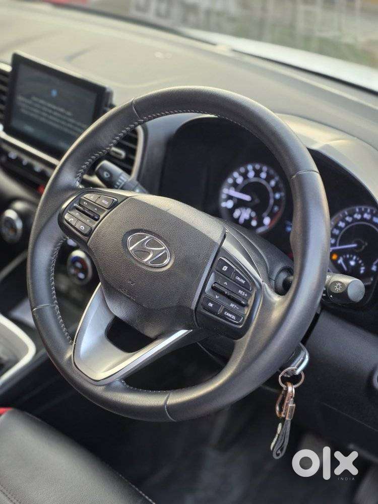 Hyundai Venue 1.2 S Plus, 2022, Petrol