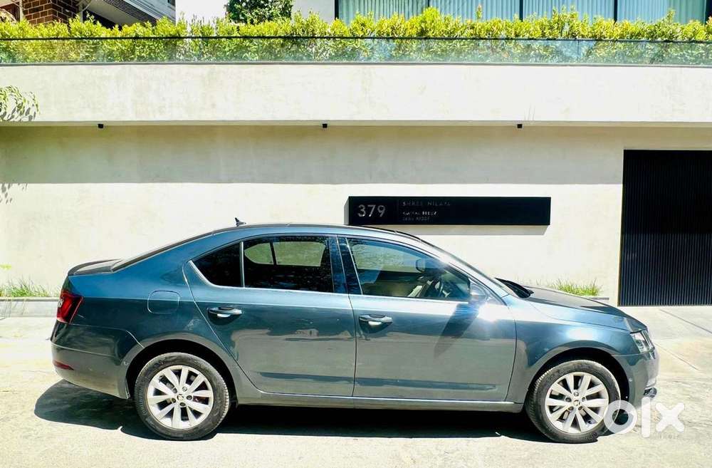 Skoda Octavia 1.8 Tsi At Style, 2018, Petrol