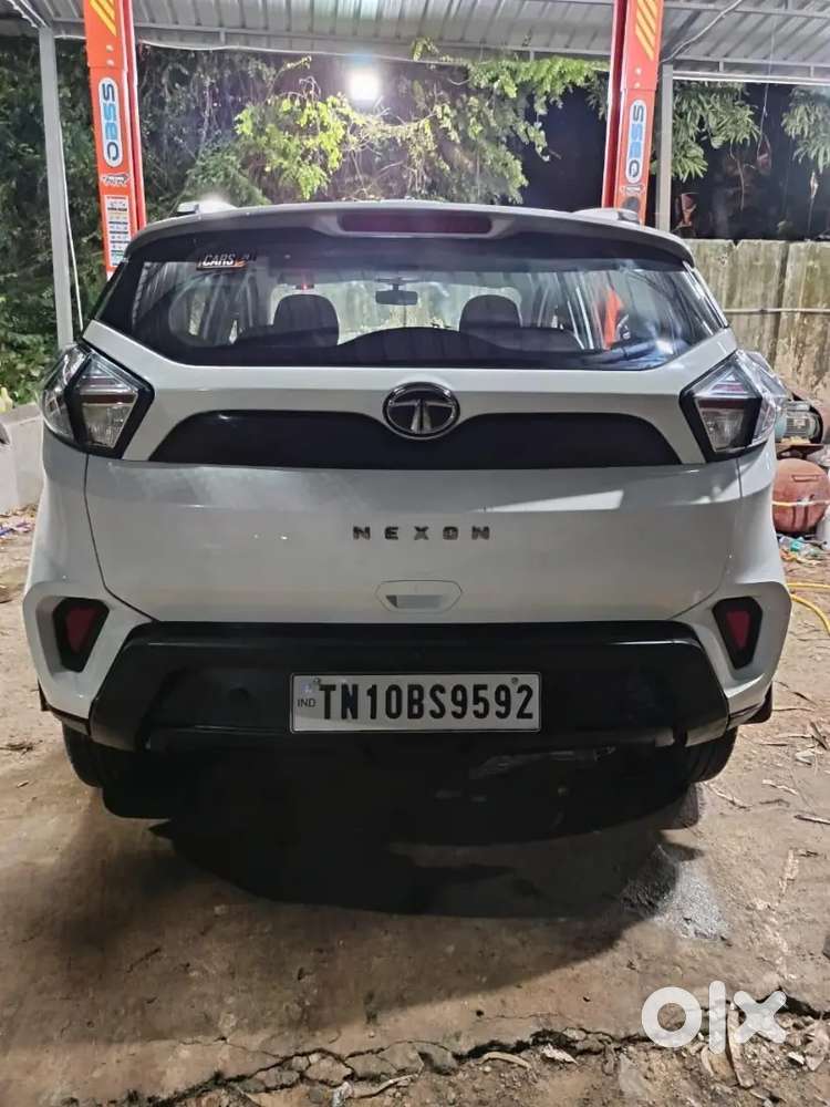 Tata Nexon 1.2 Revotron Xe 2023