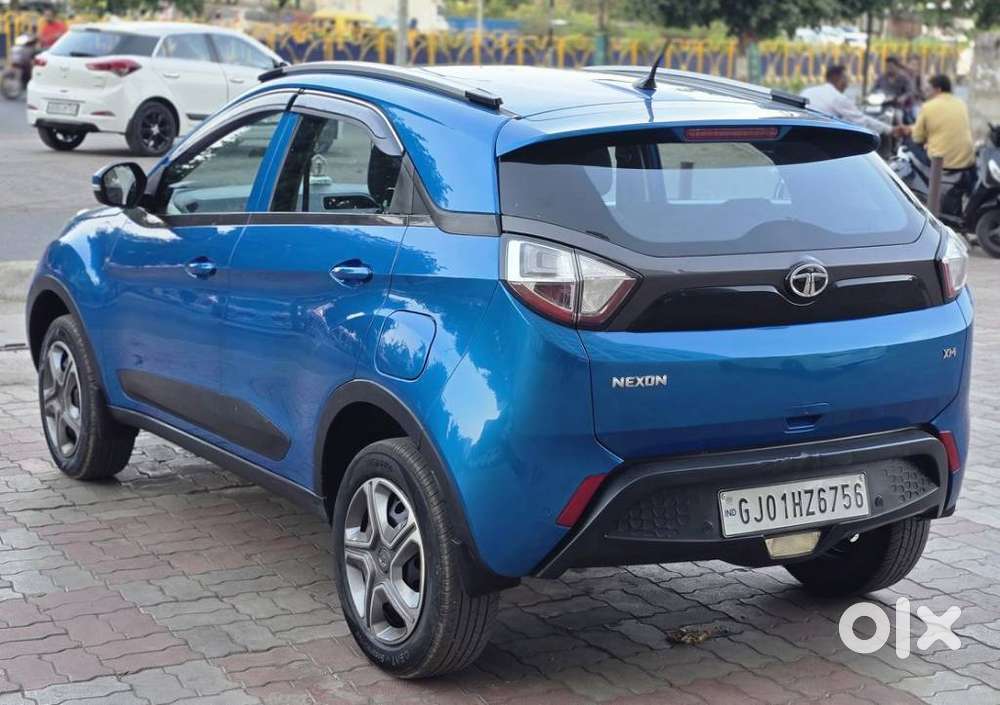 Tata Nexon 1.2 Revotron Xm (s), 2019, Petrol